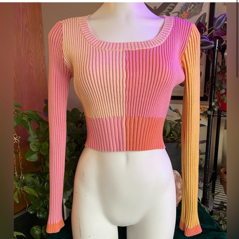 Lulus mod pink color block ribbed long sleeve crop top NWOT XL